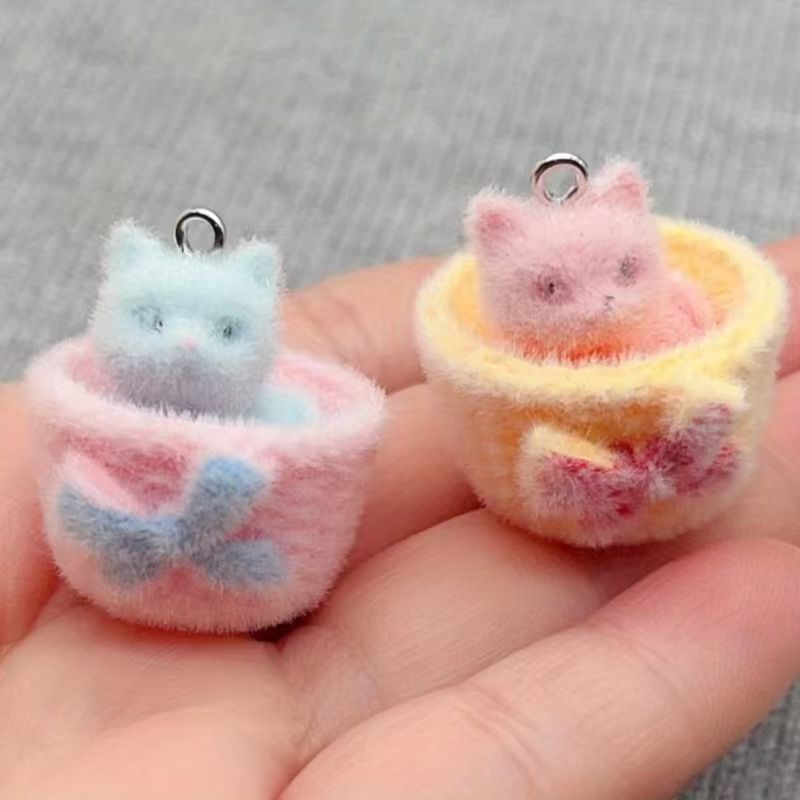 Resin Craft Projects - 4 قطع من قلادات القطط ثلاثية